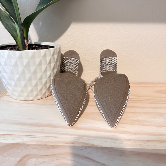 Marc Fisher Snake Heels - Picture 2 of 2